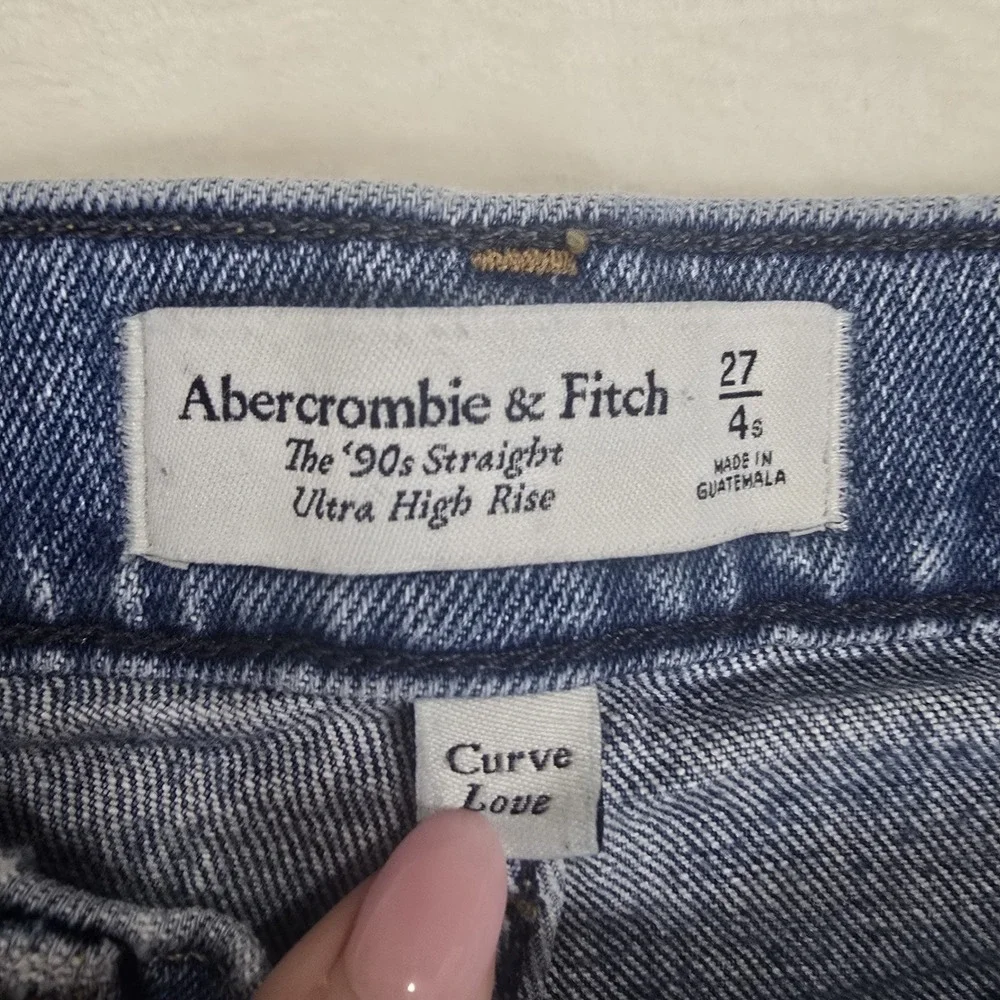 Abercrombie & Fitch The 90s Straight Ultra High Rise Criss Cross Waist Size 27/4 - Picture 5 of 12
